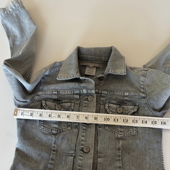 Vince Washed Denim Jean Jacket in Light Grey Casual Boho Layering Size XS/S * - Picture 9 of 12